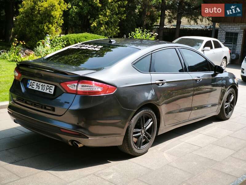 Седан Ford Fusion 2015 в Днепре