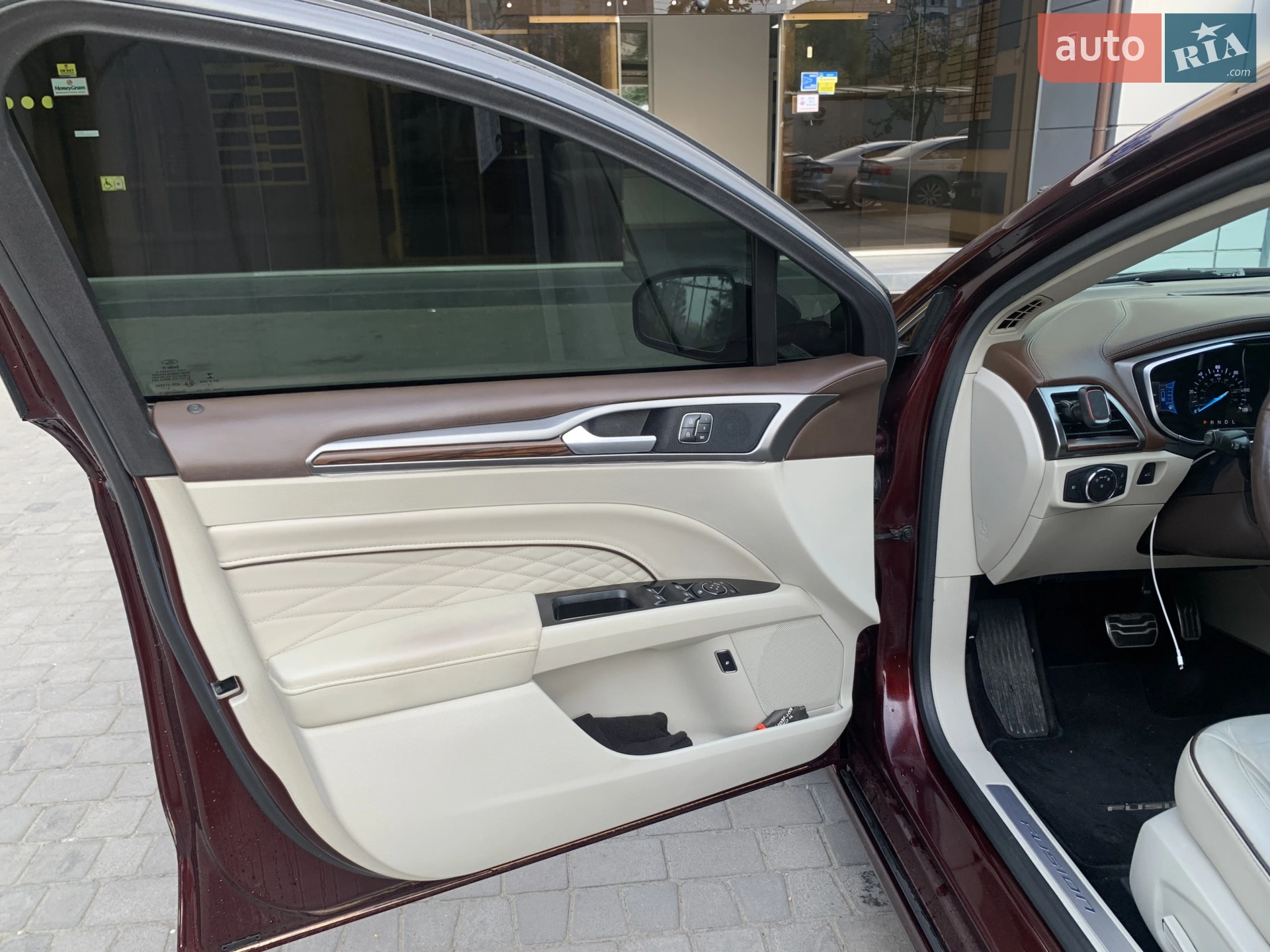 2016 Ford Fusion - мініатюра 16