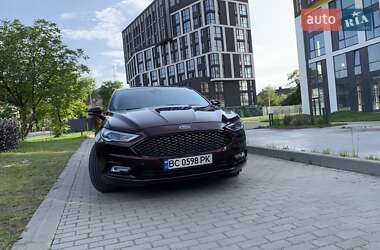 Седан Ford Fusion 2016 в 