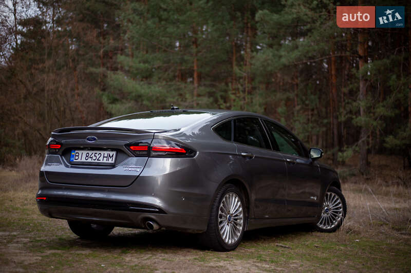 Седан Ford Fusion 2013 в Кременчуге