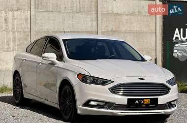 Седан Ford Fusion 2016 в 