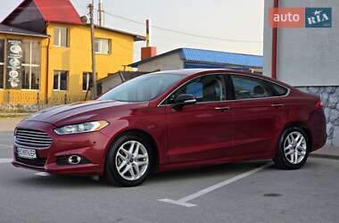 Седан Ford Fusion 2013 в 