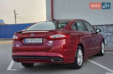 Седан Ford Fusion 2013 в 