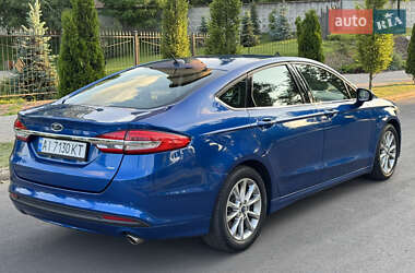 Седан Ford Fusion 2017 в 