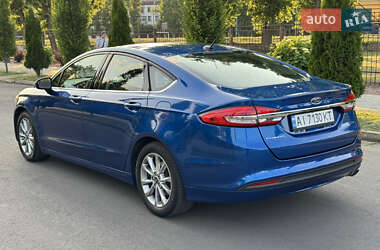 Седан Ford Fusion 2017 в 