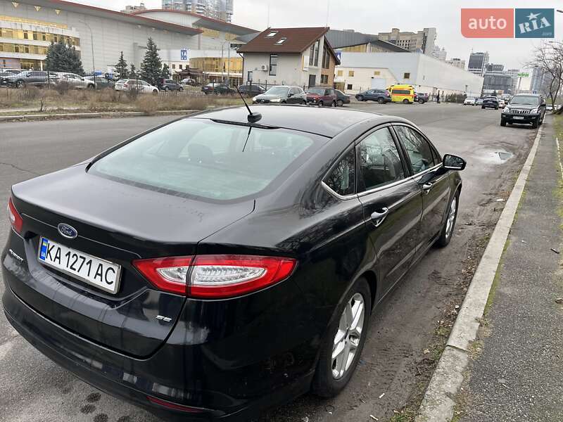 Седан Ford Fusion 2016 в Киеве