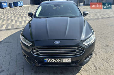 Седан Ford Fusion 2014 в 