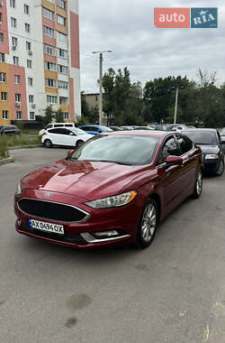Седан Ford Fusion 2017 в 
