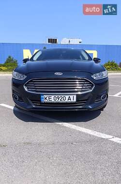 Седан Ford Fusion 2014 в 