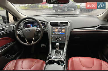 Седан Ford Fusion 2014 в 