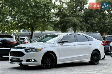 Седан Ford Fusion 2016 в 