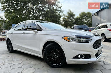 Седан Ford Fusion 2016 в 