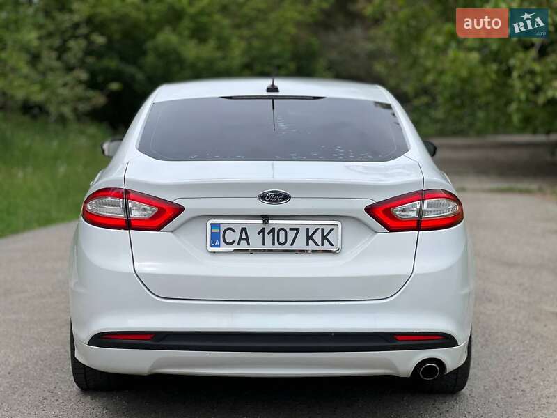 Седан Ford Fusion 2014 в Корсуне-Шевченковском