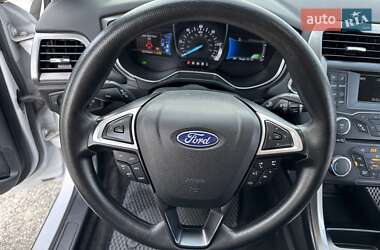 Седан Ford Fusion 2018 в 