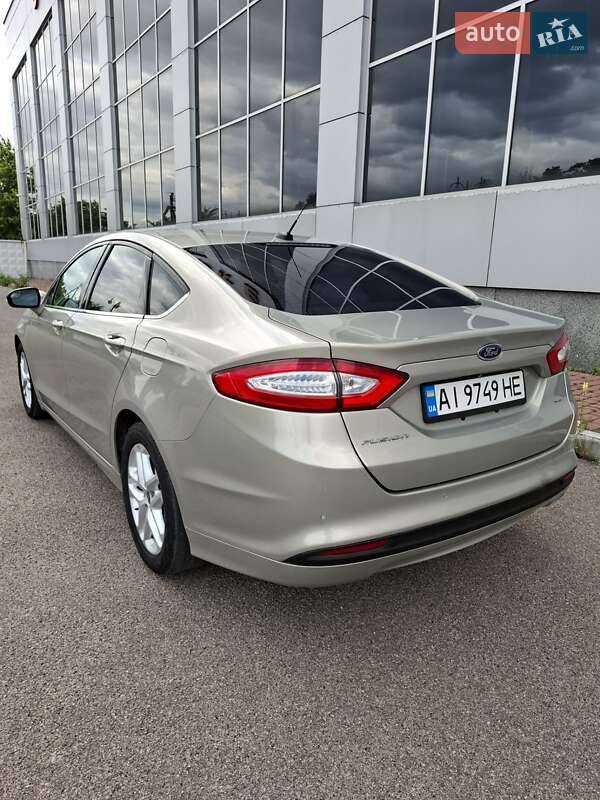 Седан Ford Fusion 2015 в Білій Церкві