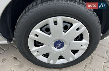 Хэтчбек Ford Fusion 2007 в 