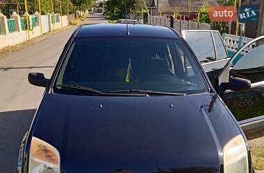 Хэтчбек Ford Fusion 2006 в 