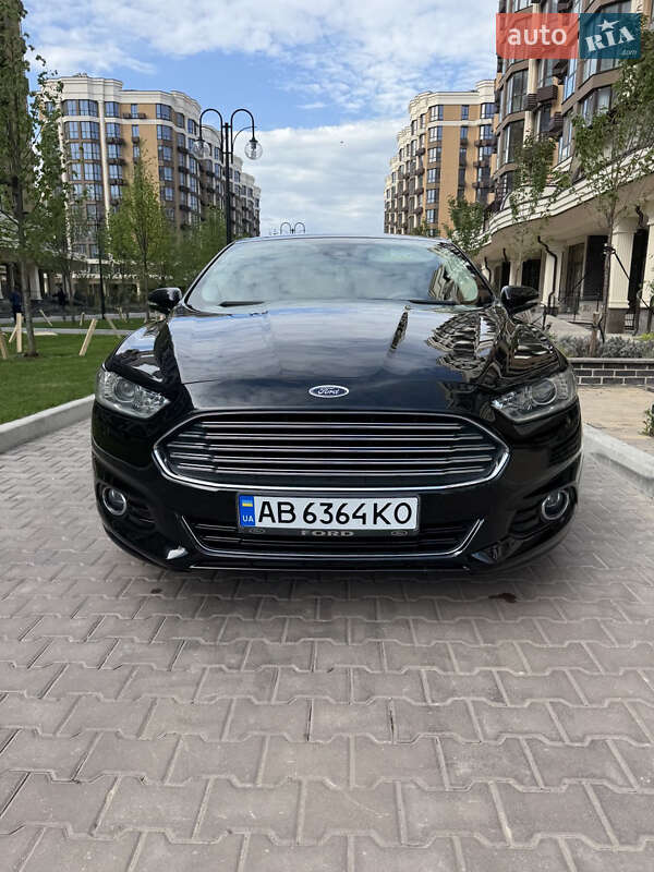 Седан Ford Fusion 2015 в Калиновке