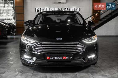 Седан Ford Fusion 2016 в 