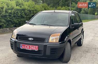 Хетчбек Ford Fusion 2008 в 