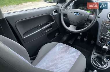 Хетчбек Ford Fusion 2008 в 