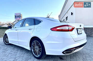 Седан Ford Fusion 2014 в 