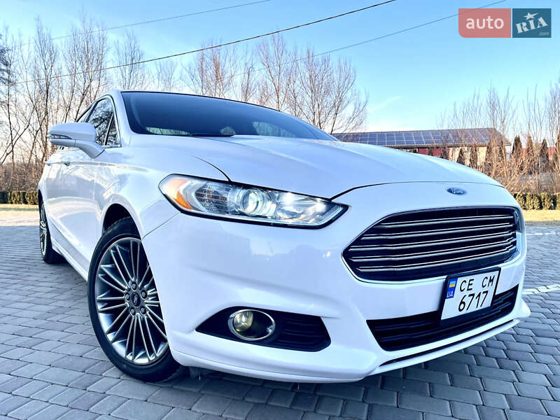 Седан Ford Fusion 2014 в Черновцах