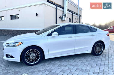 Седан Ford Fusion 2014 в 
