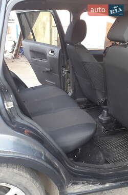 Хэтчбек Ford Fusion 2008 в 