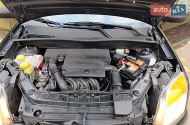 Хэтчбек Ford Fusion 2008 в 