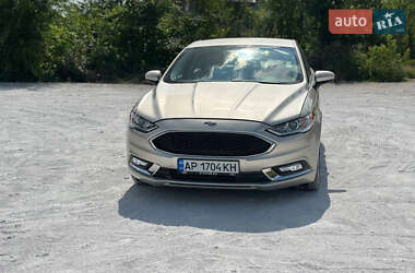 Седан Ford Fusion 2017 в 