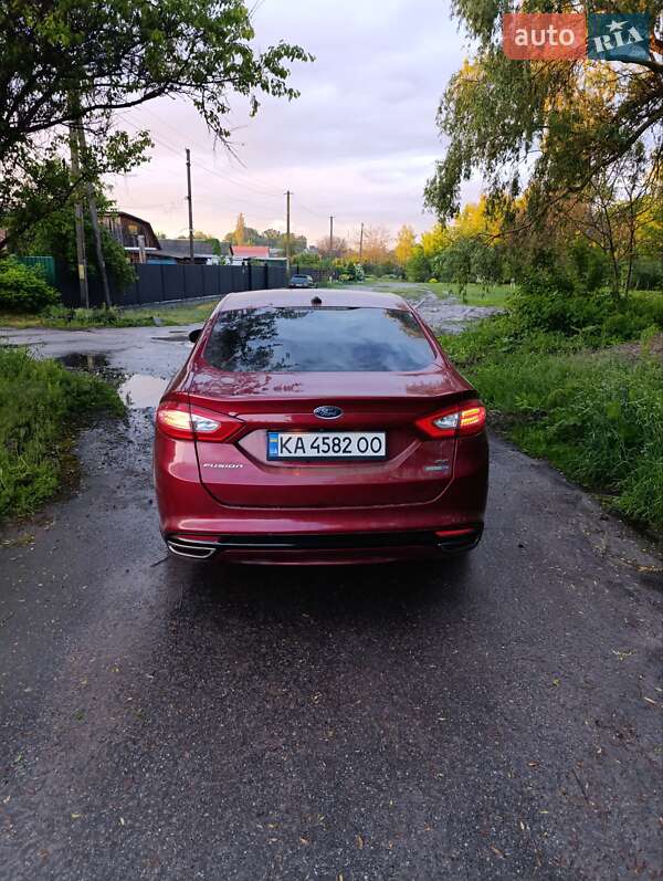 Седан Ford Fusion 2015 в Киеве фото 9 Седан Ford Fusion 2015 в Киеве
