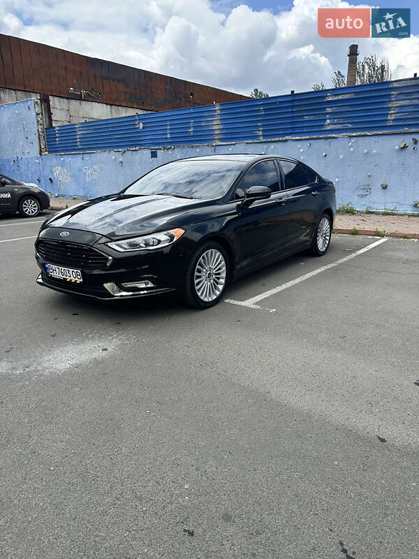 Седан Ford Fusion 2018 в 