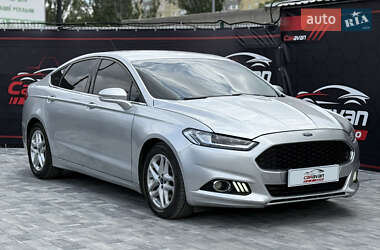 Седан Ford Fusion 2016 в 