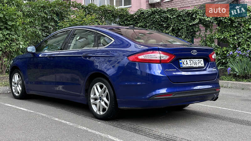 Седан Ford Fusion 2013 в Киеве