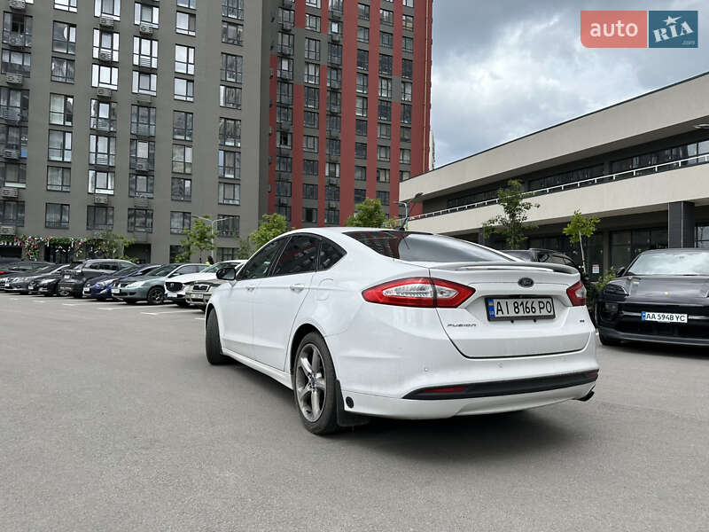 Седан Ford Fusion 2016 в Києві