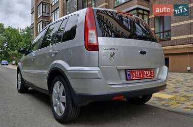 Хэтчбек Ford Fusion 2008 в 