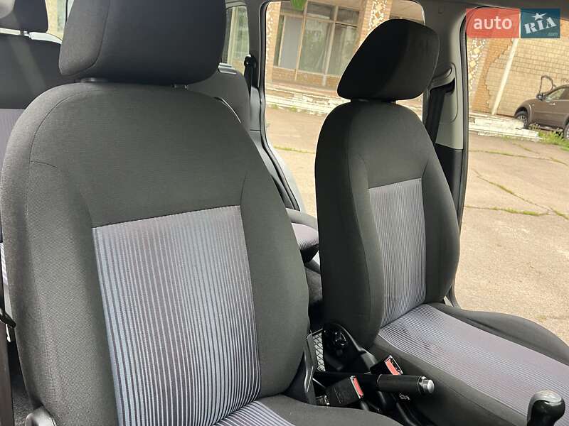 Хетчбек Ford Fusion 2011 в Ніжині