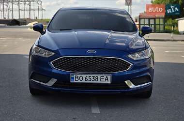 Седан Ford Fusion 2017 в 
