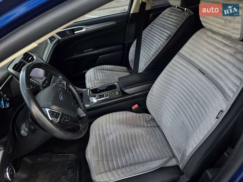 Седан Ford Fusion 2017 в Тернополе