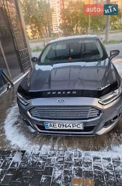 Седан Ford Fusion 2014 в 