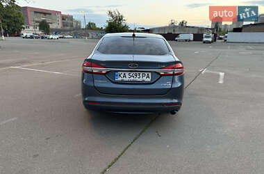 Седан Ford Fusion 2018 в 
