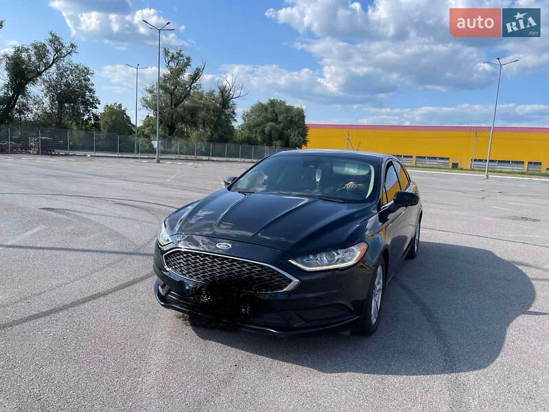 Седан Ford Fusion 2017 в Черновцах