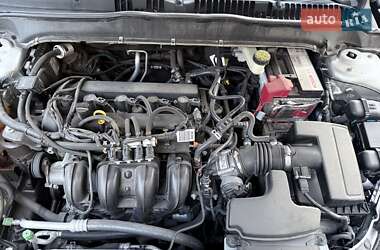 Седан Ford Fusion 2017 в 