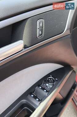 Седан Ford Fusion 2016 в 