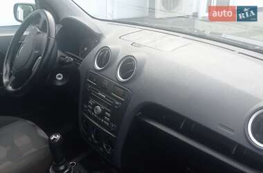 Хэтчбек Ford Fusion 2007 в 