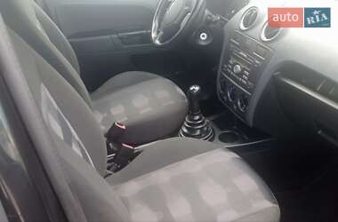 Хэтчбек Ford Fusion 2007 в 
