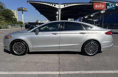 Седан Ford Fusion 2017 в 