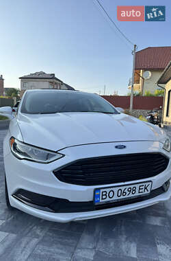 Седан Ford Fusion 2017 в 