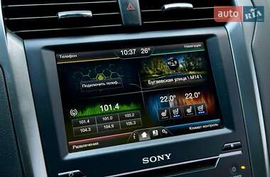 Седан Ford Fusion 2014 в 